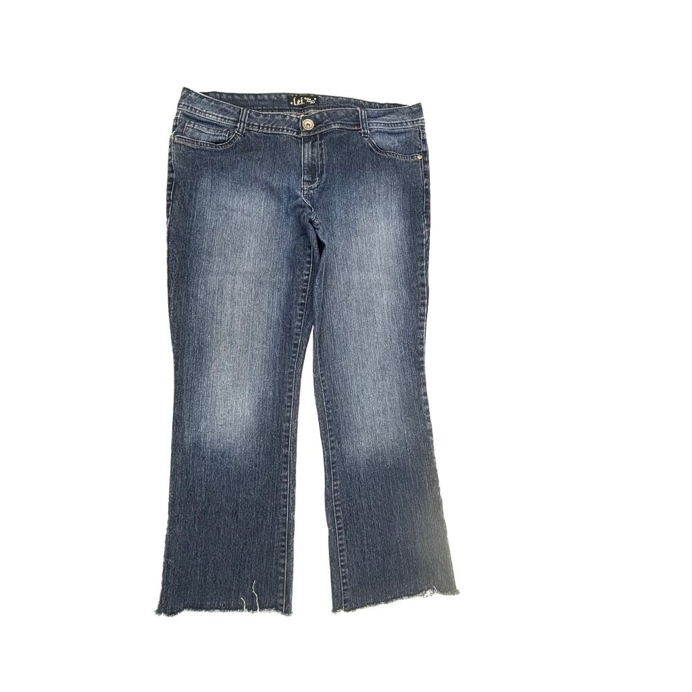 LEI Ashley Low Rise Boot Raw Hem Women's size 15‎ Dark Wash Blue Denim Jeans